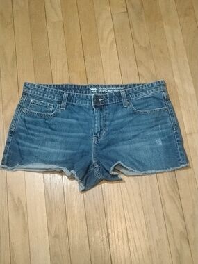 gap sexy boyfriend jean shorts womens 14 mid rise cut-off 3"